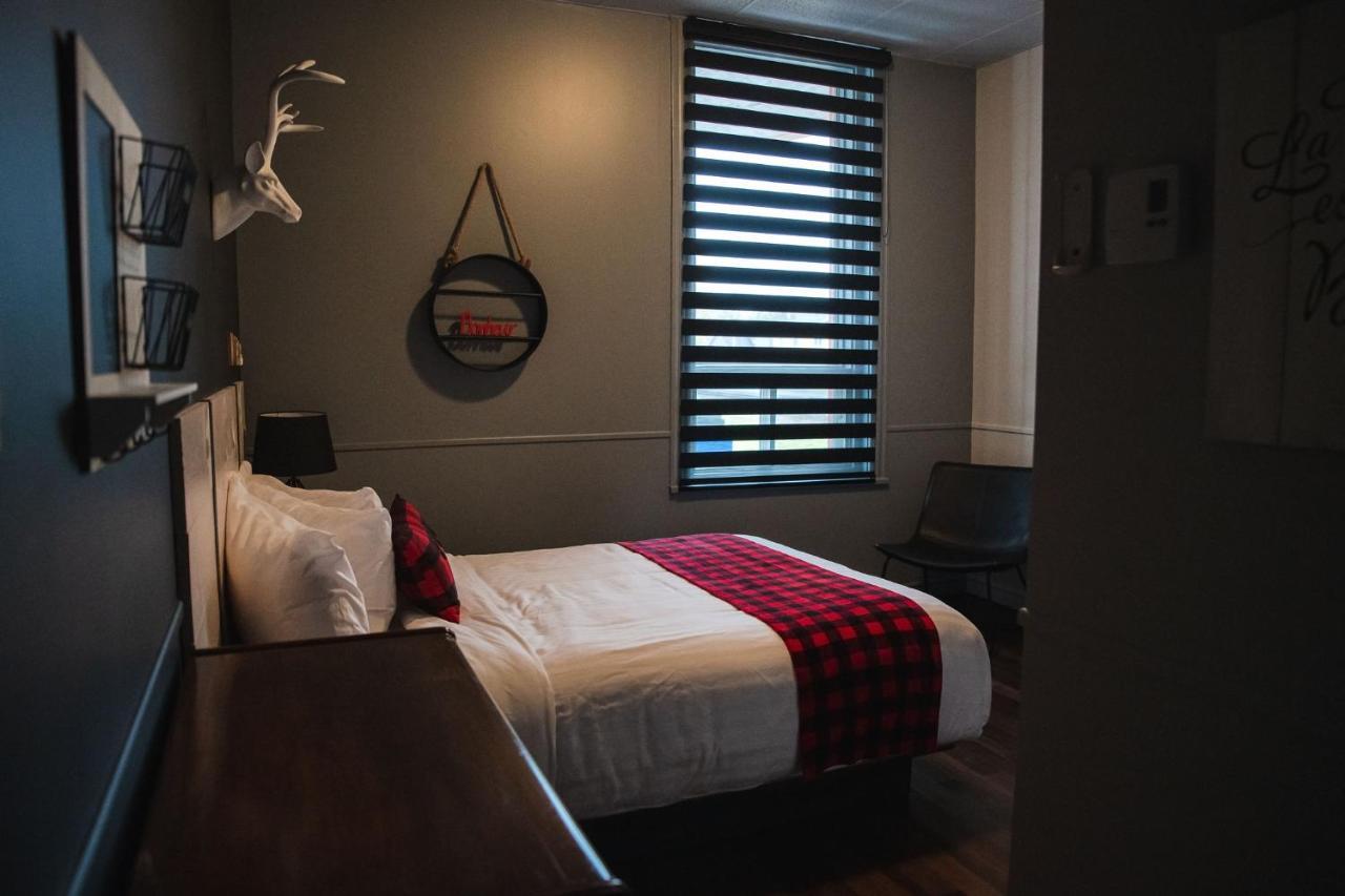 Auberge Beausejour Amqui Eksteriør billede